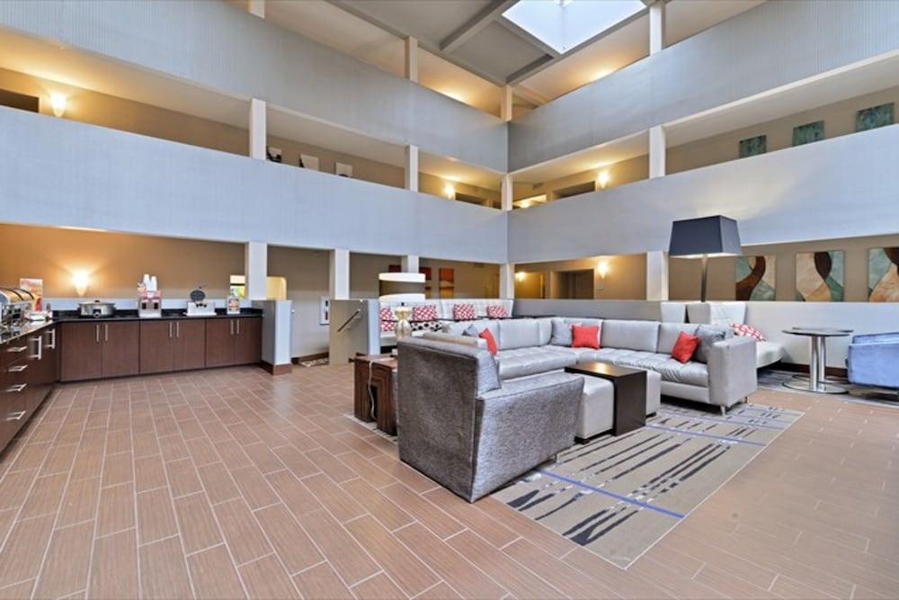 Quality Suites Nashville Airport Dış mekan fotoğraf