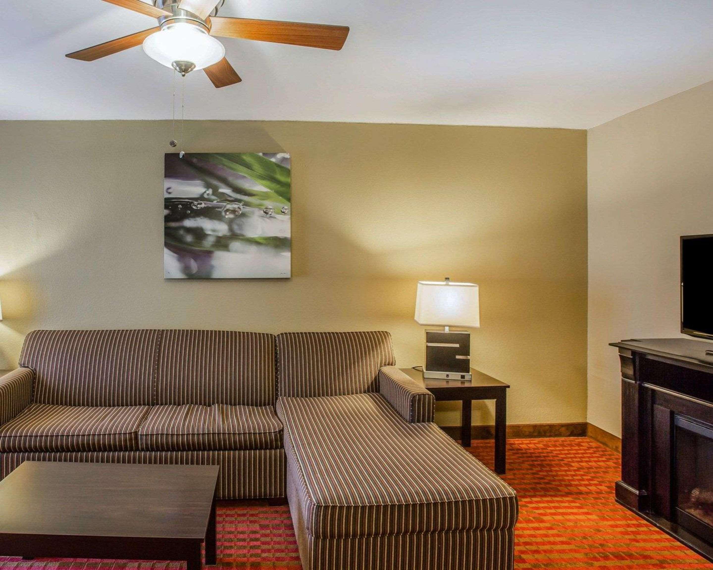 Quality Suites Nashville Airport Dış mekan fotoğraf