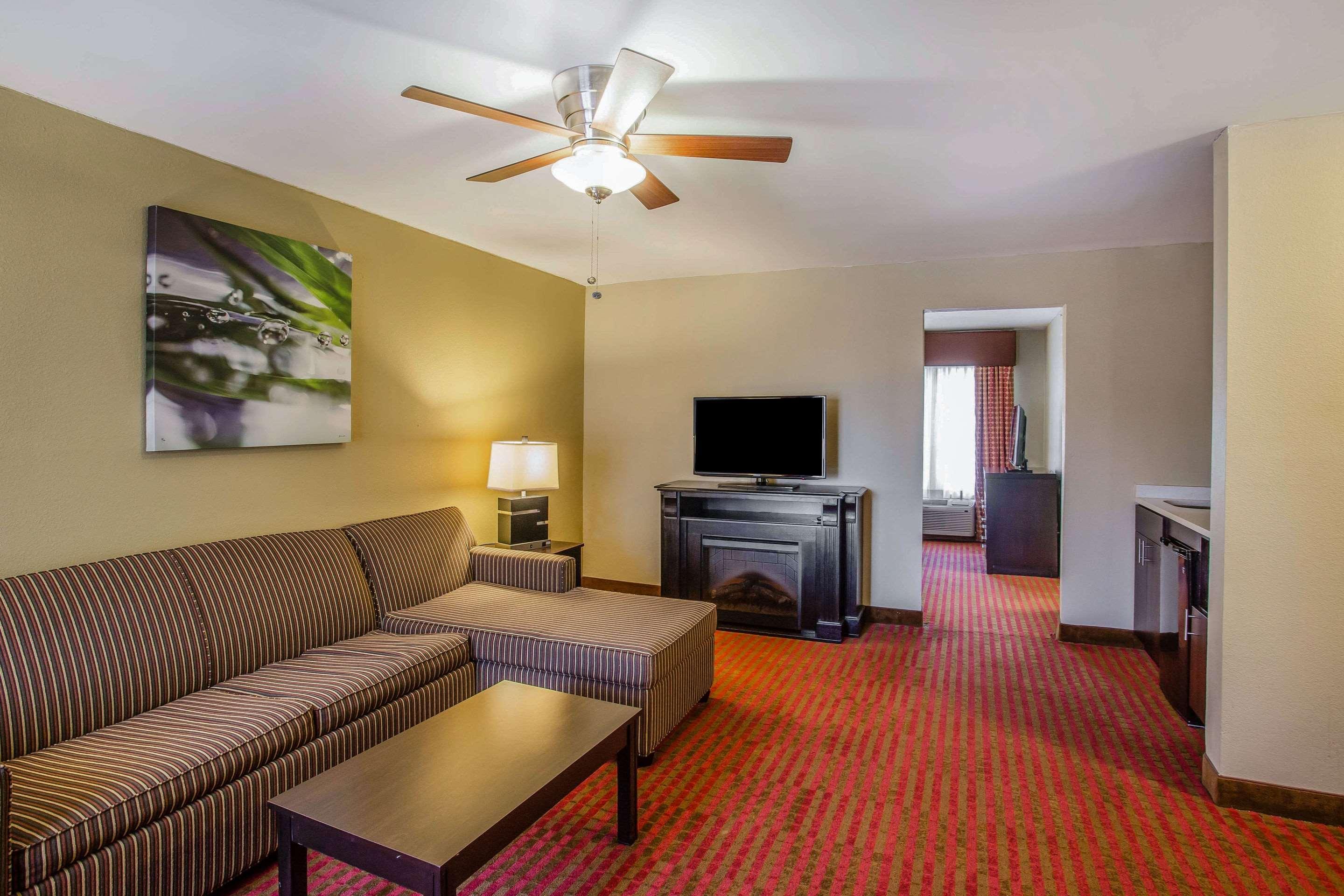 Quality Suites Nashville Airport Dış mekan fotoğraf