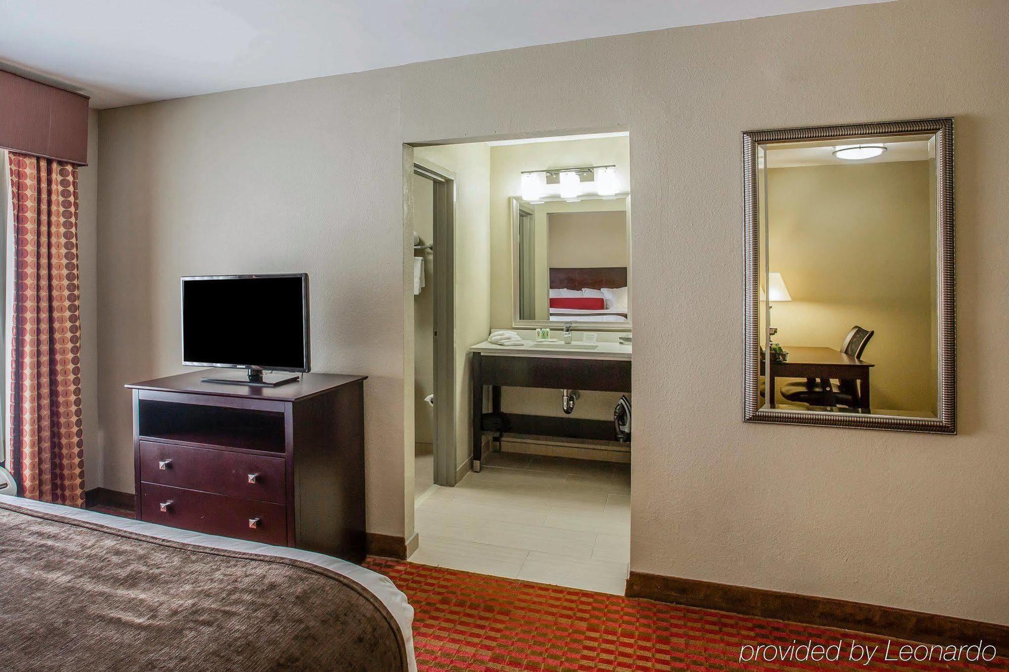 Quality Suites Nashville Airport Dış mekan fotoğraf